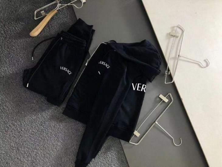 Picture of Versace Sweater Suits _SKUVersaceM-5XLkdtn11843018